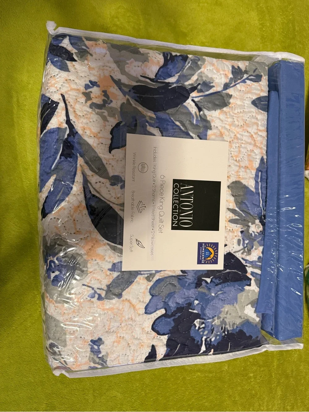 & Other Stories Blue and White Floral Quilted Coverlet